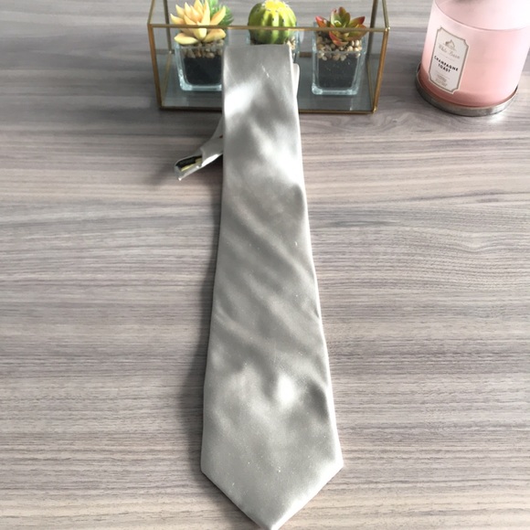 Donald J Trump 100% Silk Men’s Tie - Cream - Picture 5 of 5